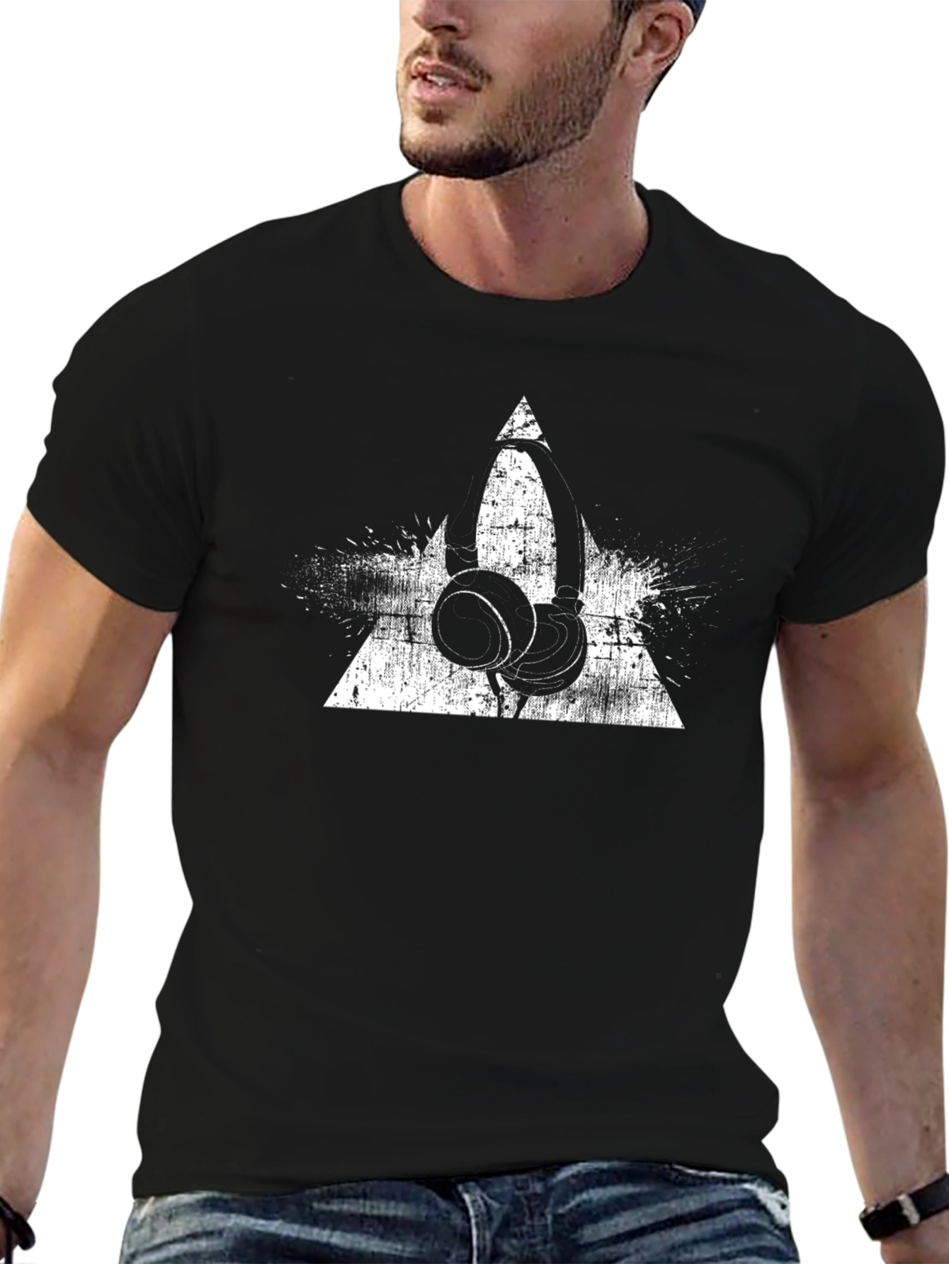 Grunge Headphone Graphic Tee - Black Cotton T-Shirt