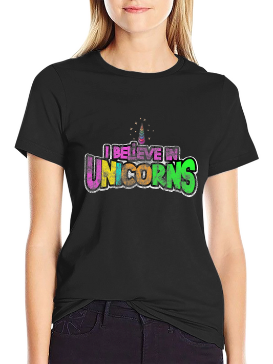 I Believe in Unicorns T-Shirt - Black