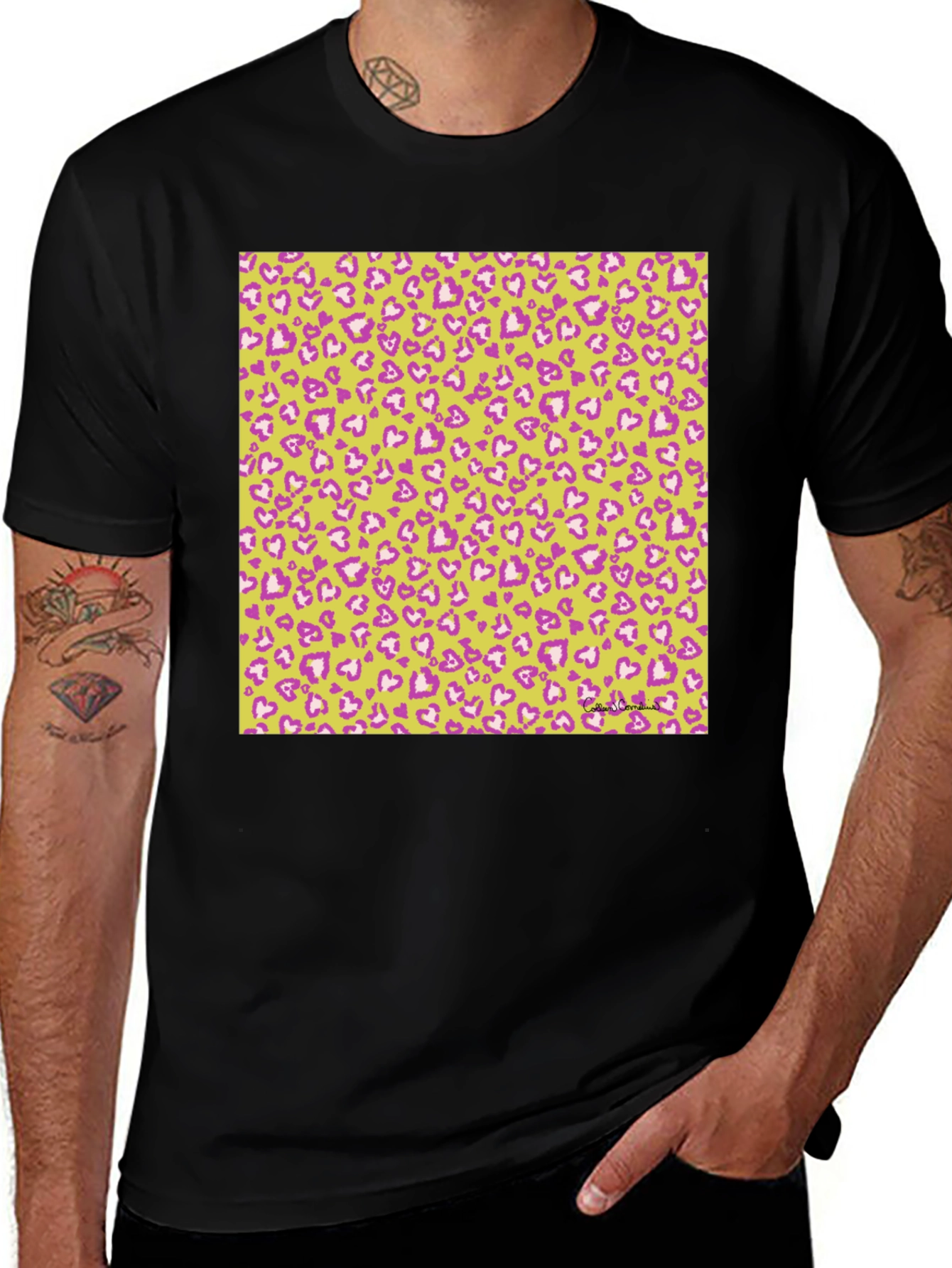 Heart Print Crew Neck Tee - Casual Style