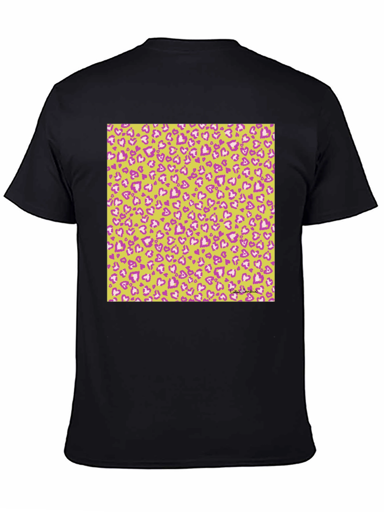 Heart Print Crew Neck Tee - Casual Style