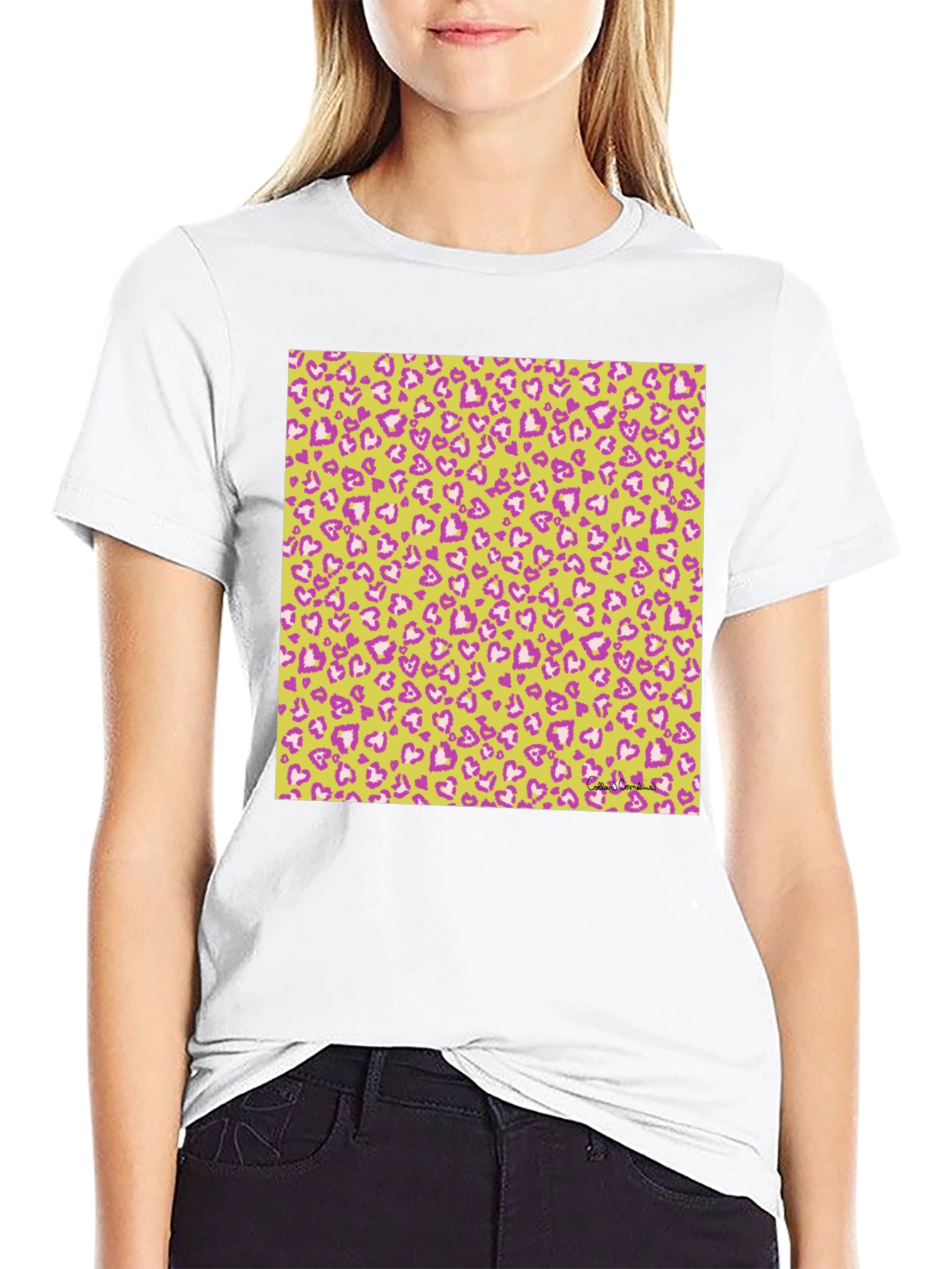 Heart Print Crew Neck Tee - Casual Style