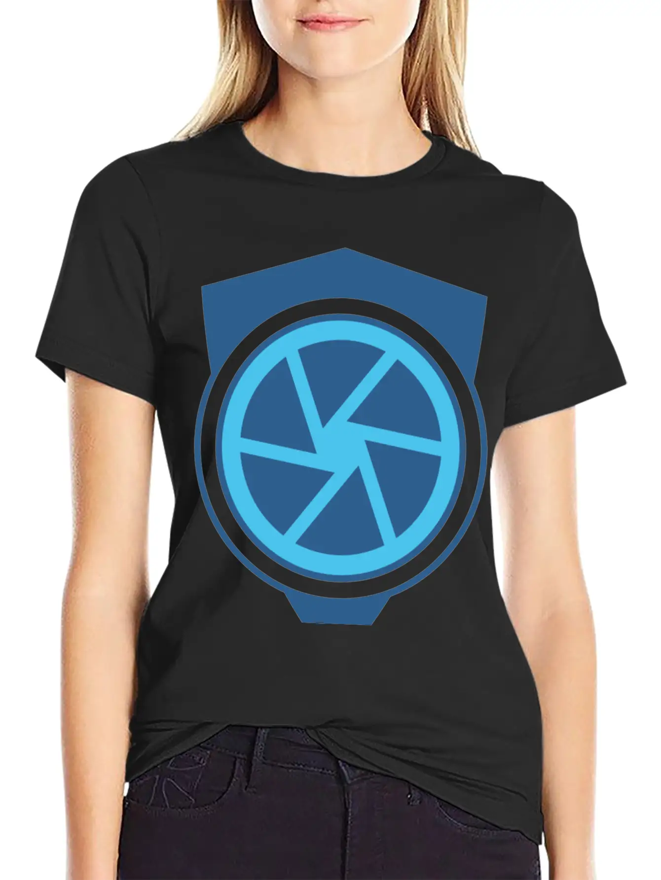 Camera Lens Unisex Casual T-Shirt – Clean Design For Daily Comfort