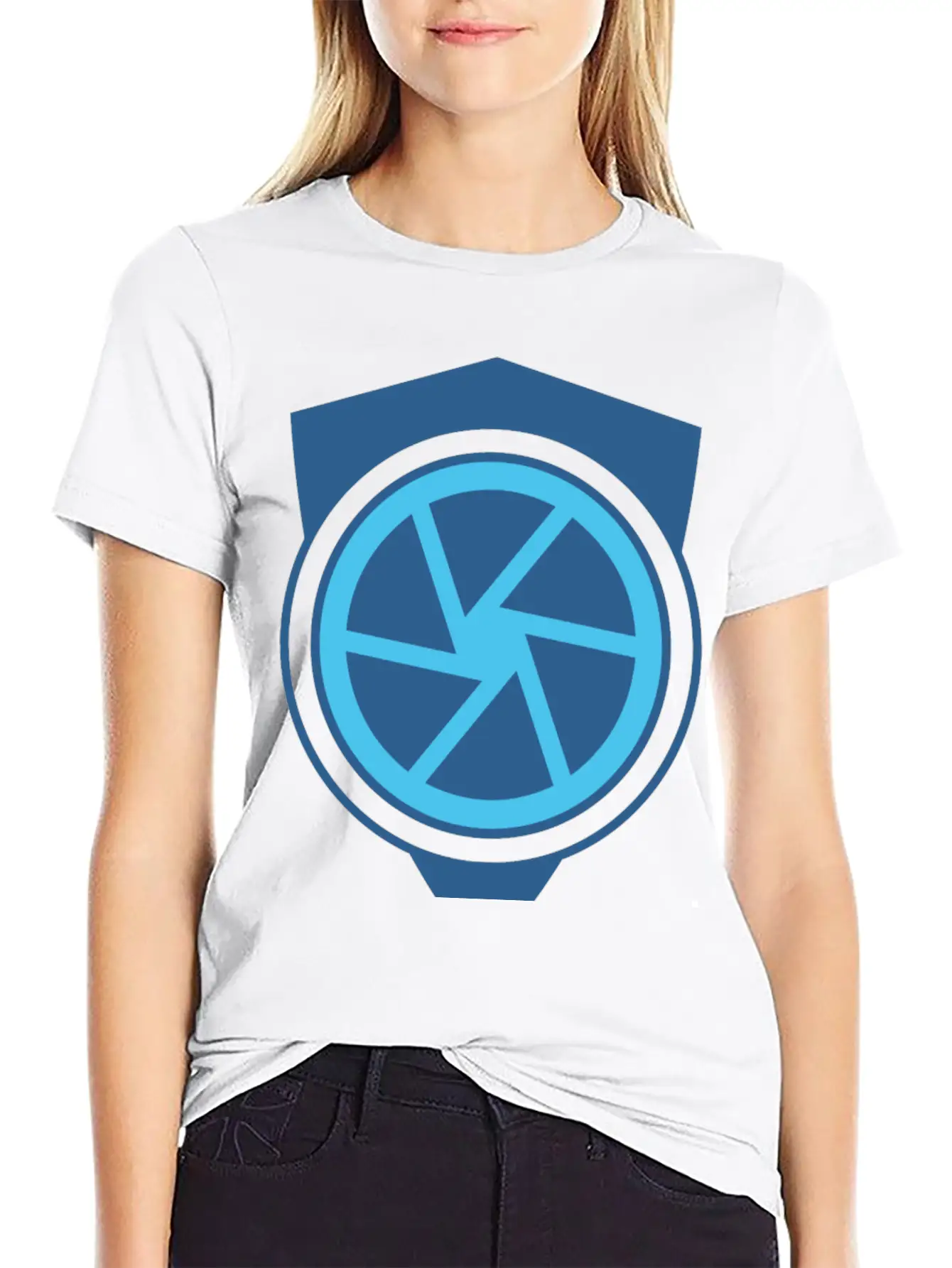 Camera Lens Unisex Casual T-Shirt – Clean Design For Daily Comfort