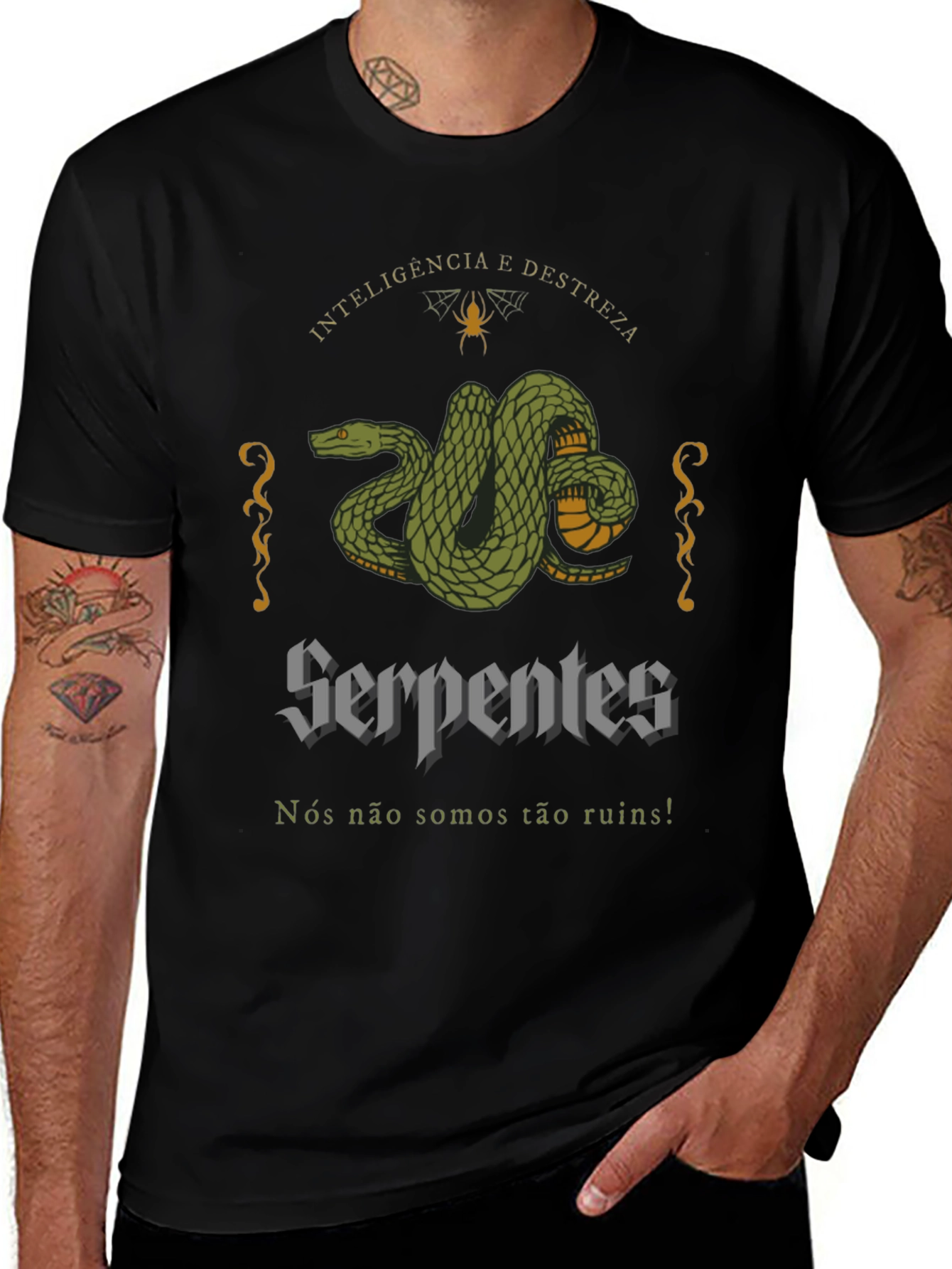 Serpentes T-Shirt: Intelligence and Dexterity Snake Design