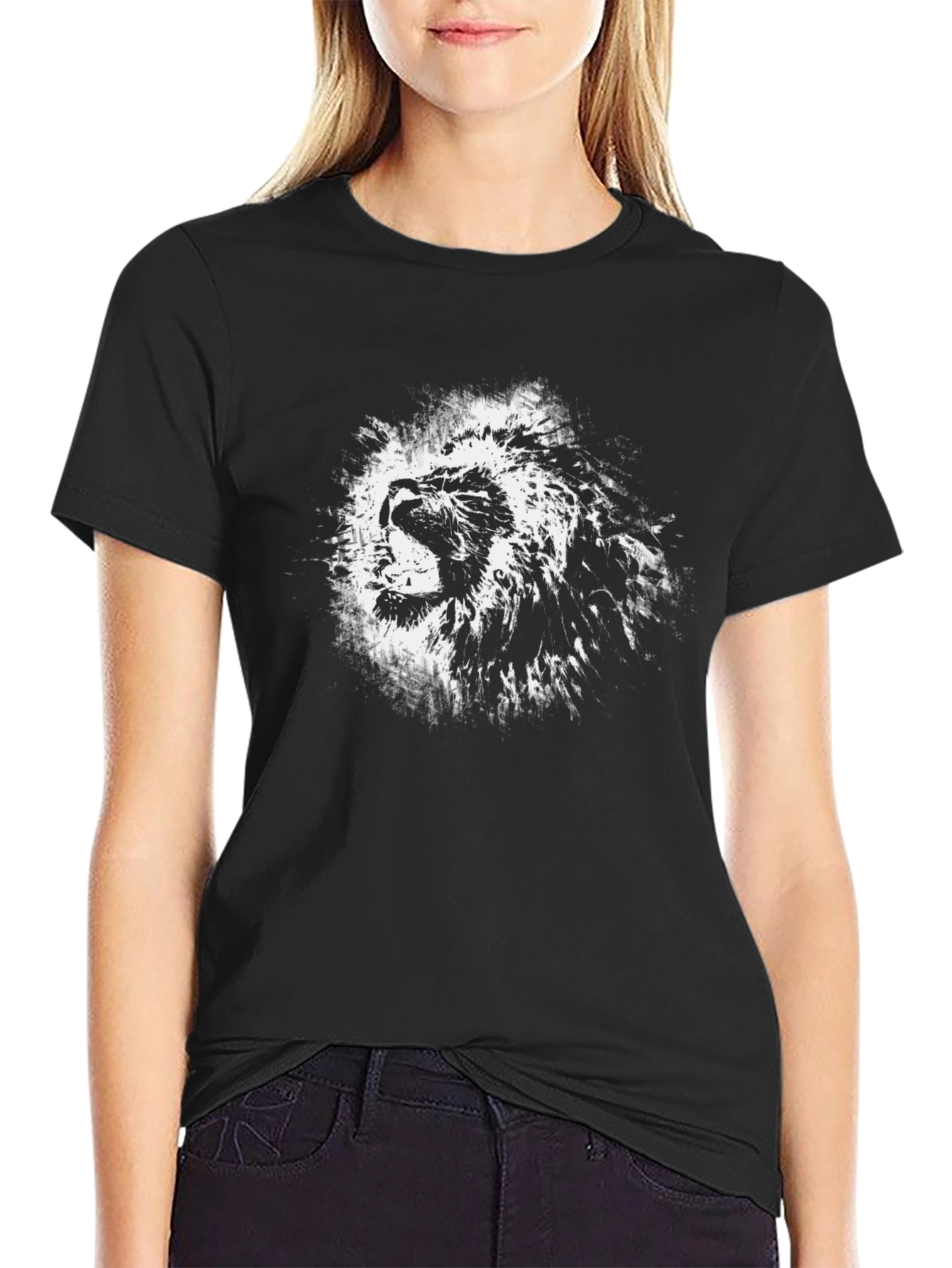 Lion Graphic Black T-Shirt - Bold Animal Print Tee
