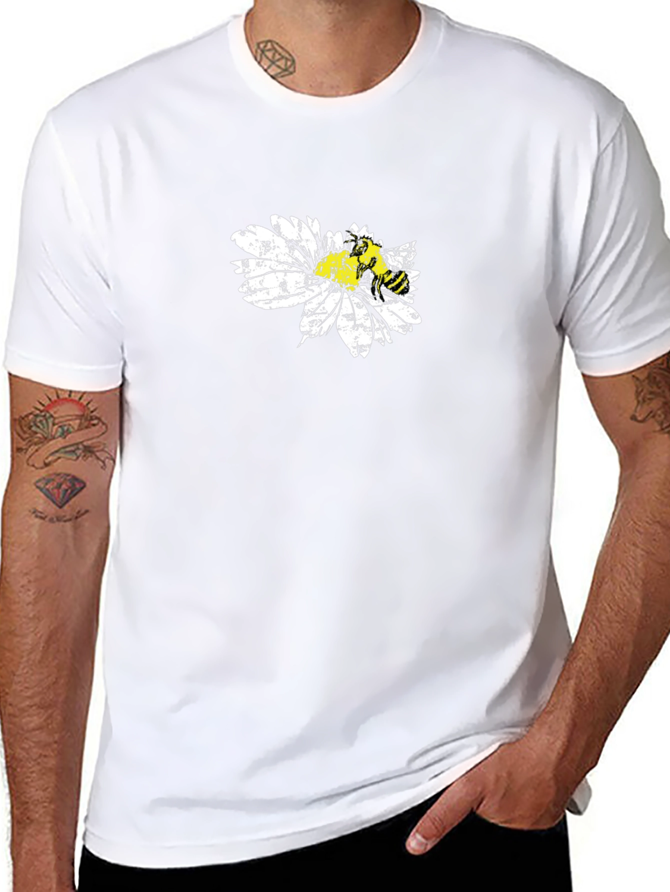 Bee on Daisy Black T-Shirt Graphic Tee