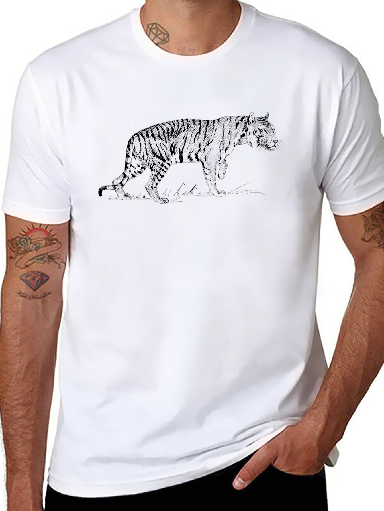 Tiger Graphic Black T-Shirt: Stylish Animal Print