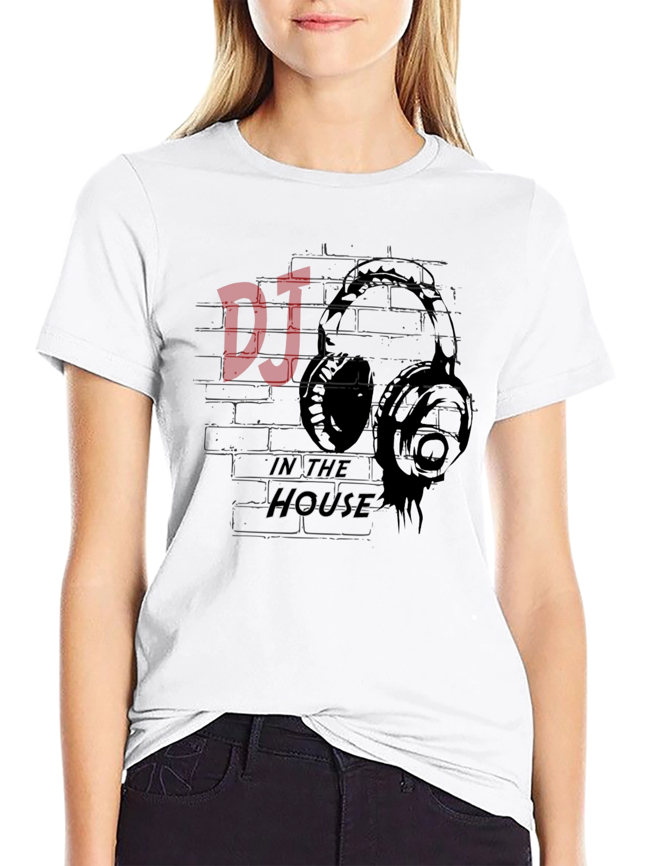 DJ in the House Graphic Print Tee